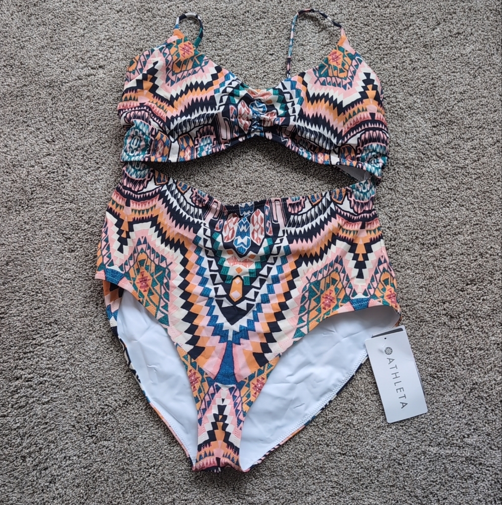 NWT Athleta Desert Geo Printed Cutout High Waisted One Piece Swimsuit Sz. L